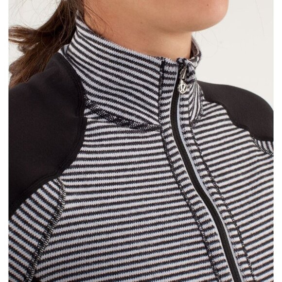Lululemon Run U-Turn Mini Check Pique Black White Reversible Zip Pullover - Picture 11 of 15